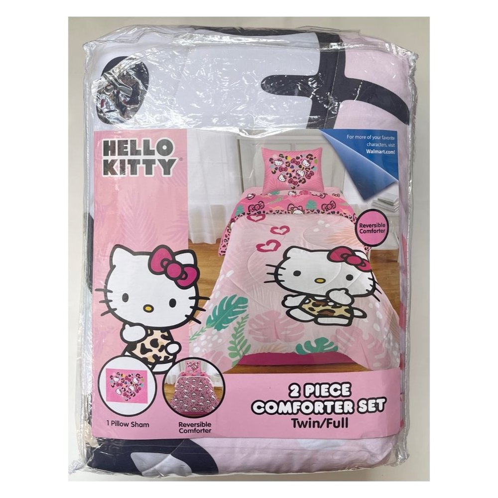 Hello Kitty Reversible Comforter & Sham Set - Twin/Full Size
